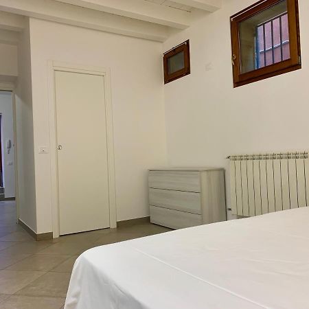 Central Home Chioggia In The Historic Center المظهر الخارجي الصورة